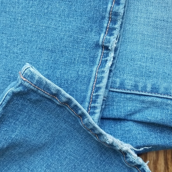 (4) American Eagle Light Wash Stretch Kick Boot Extra Shorts Jeans - Picture 12 of 12